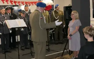 P1283256